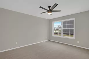 88 King Oak Ct, Random Lake, WI 53075 - Photo 17