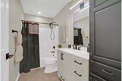 88  King Oak Ct, Random Lake, WI 53075 - Photo 19