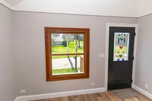 5437 Pleasant View Dr, Racine, WI 53185 - Photo 13