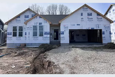 1121  Mt Vernon Dr, Hartford, WI 53027 - Photo 1