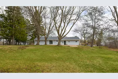 10905 W Oakwood Dr, Franklin, WI 53132 - Photo 47