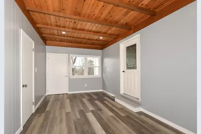 10905 W Oakwood Dr, Franklin, WI 53132 - Photo 39