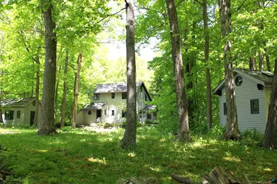 9561  Maple Tree Rd, Farmington, WI 53040 - Photo 3