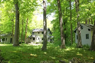 9561 Maple Tree Rd, Farmington, WI 53040 - Photo 3