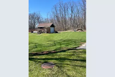 22 &amp; 23  Hiawatha Dr, Racine, WI 53139 - Photo 3