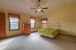 5900 Randal Ln, Racine, WI 53402 - Photo 19