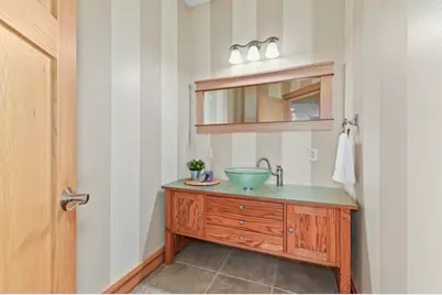 2132 N 113th St, Wauwatosa, WI 53226 - Photo 17