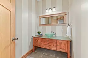 2132 N 113th St, Wauwatosa, WI 53226 - Photo 17