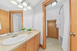 2132 N 113th St, Wauwatosa, WI 53226 - Photo 25