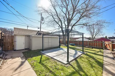 1432  Chestnut St, South Milwaukee, WI 53172 - Photo 29
