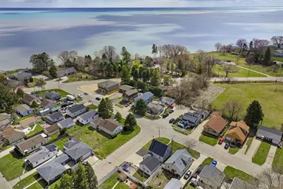 1706  Derby Ave, Racine, WI 53403 - Photo 23