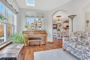 436 Maple Leaf Ct, Manitowoc, WI 54220 - Photo 11