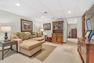 436 Maple Leaf Ct, Manitowoc, WI 54220 - Photo 21