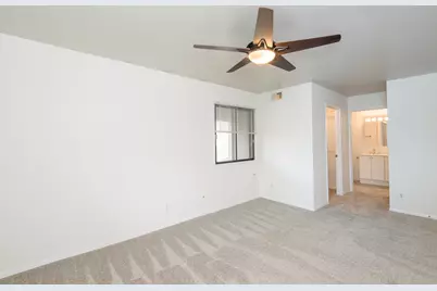 350  Park Hill Dr #E, Pewaukee, WI 53072 - Photo 13