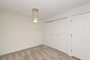 350 Park Hill Dr, Pewaukee, WI 53072 - Photo 3