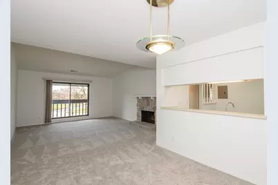 350  Park Hill Dr #E, Pewaukee, WI 53072 - Photo 5