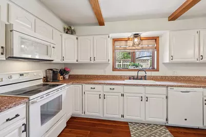 6241 S Whitnall Way, Hales Corners, WI 53130 - Photo 31