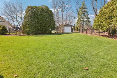 6241 S Whitnall Way, Hales Corners, WI 53130 - Photo 15