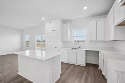 7102  Oakmont Rd, Racine, WI 53403 - Photo 13