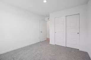 7102 Oakmont Rd, Racine, WI 53403 - Photo 35