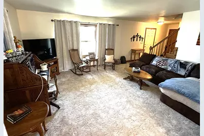 129  Columbine Ln, Sheboygan Falls, WI 53085 - Photo 3