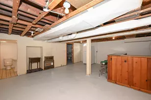 7702 W Lorraine Pl, Milwaukee, WI 53222 - Photo 33