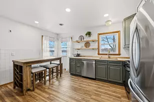 5410 W Peninsula Rd, Racine, WI 53185 - Photo 7