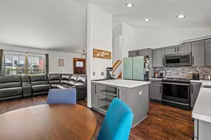 2521 Brittany Ln, East Troy, WI 53120 - Photo 15