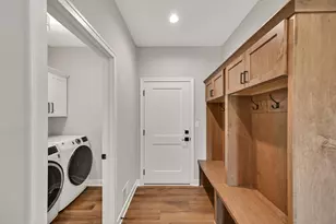 N66W34839 Baltic Pass, Oconomowoc, WI 53066 - Photo 19