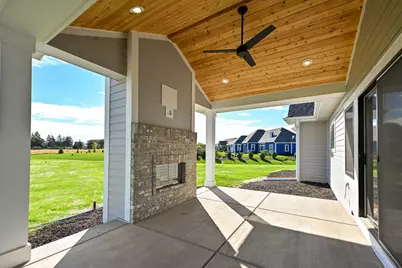 N66W34839  Baltic Pass, Oconomowoc, WI 53066 - Photo 33