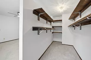 N76W14655 Fairfield Ct, Menomonee Falls, WI 53051 - Photo 19