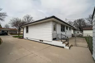 3006 S 66th St, Milwaukee, WI 53219 - Photo 39