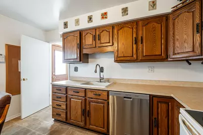 3006 S 66th St, Milwaukee, WI 53219 - Photo 13