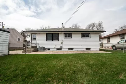 3006 S 66th St, Milwaukee, WI 53219 - Photo 37