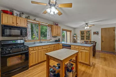 1011 E Wabash Ave, Waukesha, WI 53186 - Photo 7