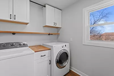 4930 S 28th St, Greenfield, WI 53221 - Photo 19