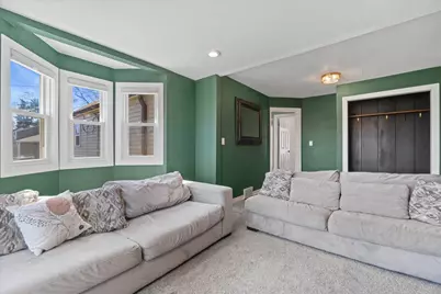 4930 S 28th St, Greenfield, WI 53221 - Photo 17