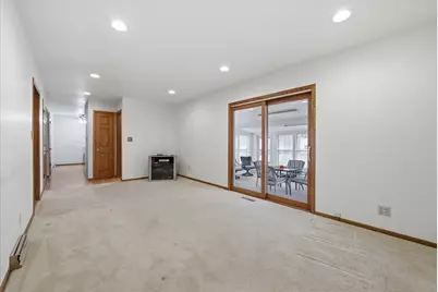 424 E Norport Dr, Port Washington, WI 53074 - Photo 13