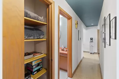 426 E Ohio Ave, Milwaukee, WI 53207 - Photo 23