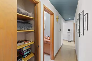 426 E Ohio Ave, Milwaukee, WI 53207 - Photo 23