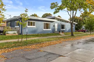 426 E Ohio Ave, Milwaukee, WI 53207 - Photo 1