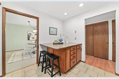 8900 N Park Plaza Ct #211, Brown Deer, WI 53223 - Photo 11