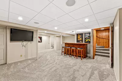 10500 S Jessica Dr, Oak Creek, WI 53154 - Photo 21