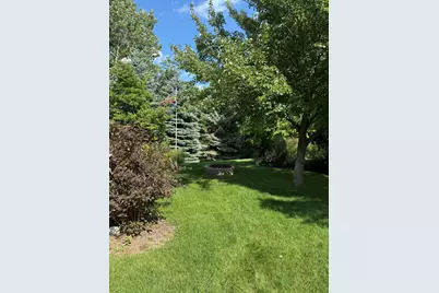 10500 S Jessica Dr, Oak Creek, WI 53154 - Photo 43