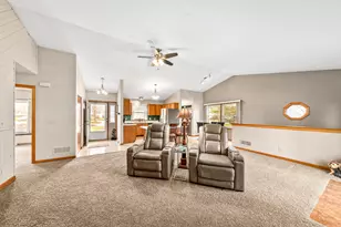 10500 S Jessica Dr, Oak Creek, WI 53154 - Photo 11