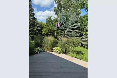 10500 S Jessica Dr, Oak Creek, WI 53154 - Photo 39