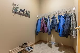 8513 S 47th St, Franklin, WI 53132 - Photo 37