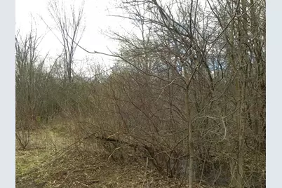 18180 W Dale Dr, New Berlin, WI 53146 - Photo 5