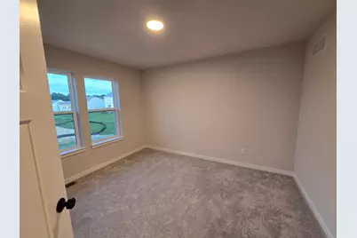 1517  Patton Dr, Hartford, WI 53027 - Photo 15