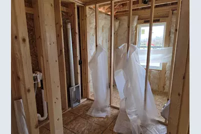 1517  Patton Dr, Hartford, WI 53027 - Photo 9